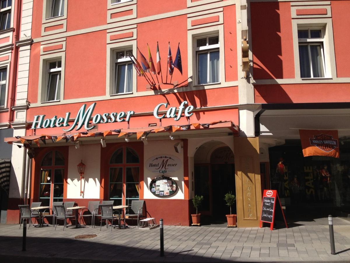 Altstadt Hotel Mosser Villach Buitenkant foto