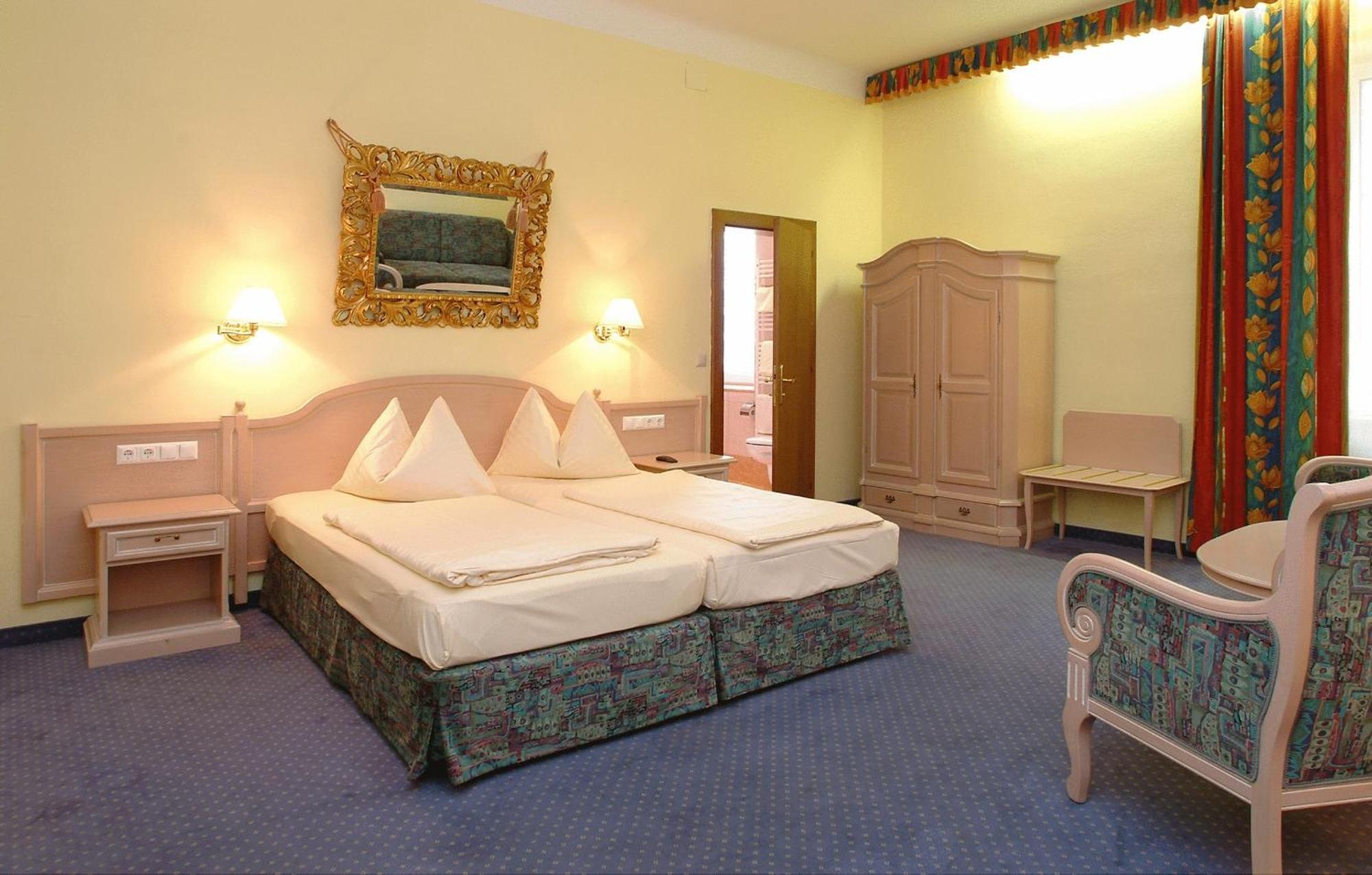 Altstadt Hotel Mosser Villach Kamer foto