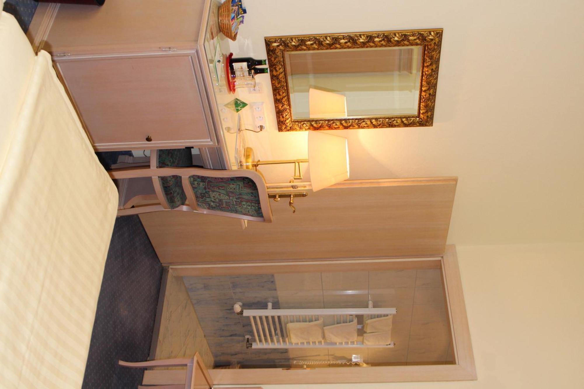 Altstadt Hotel Mosser Villach Kamer foto
