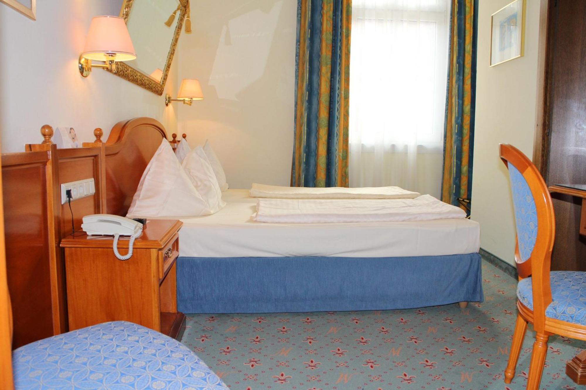 Altstadt Hotel Mosser Villach Kamer foto
