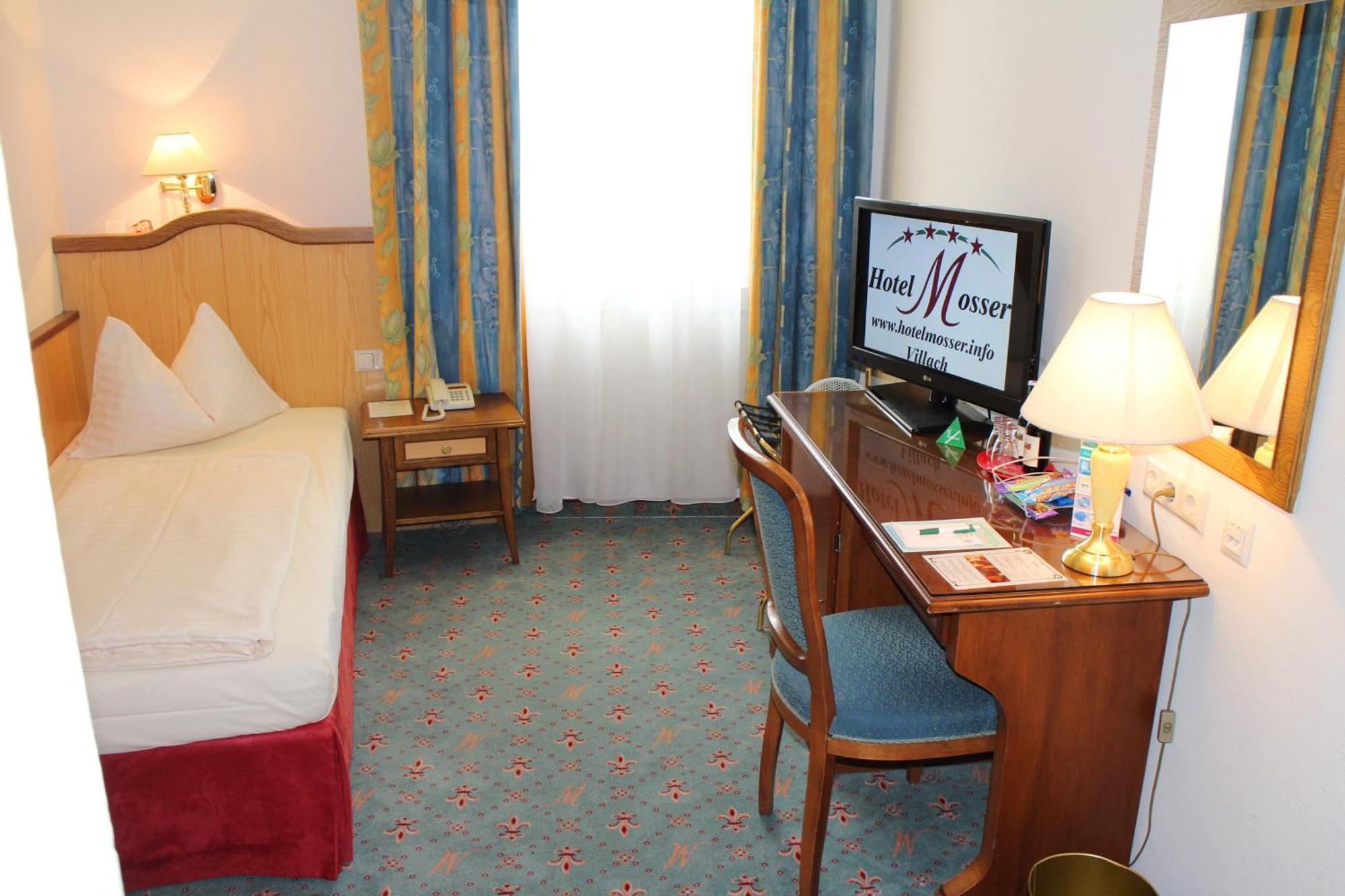 Altstadt Hotel Mosser Villach Kamer foto