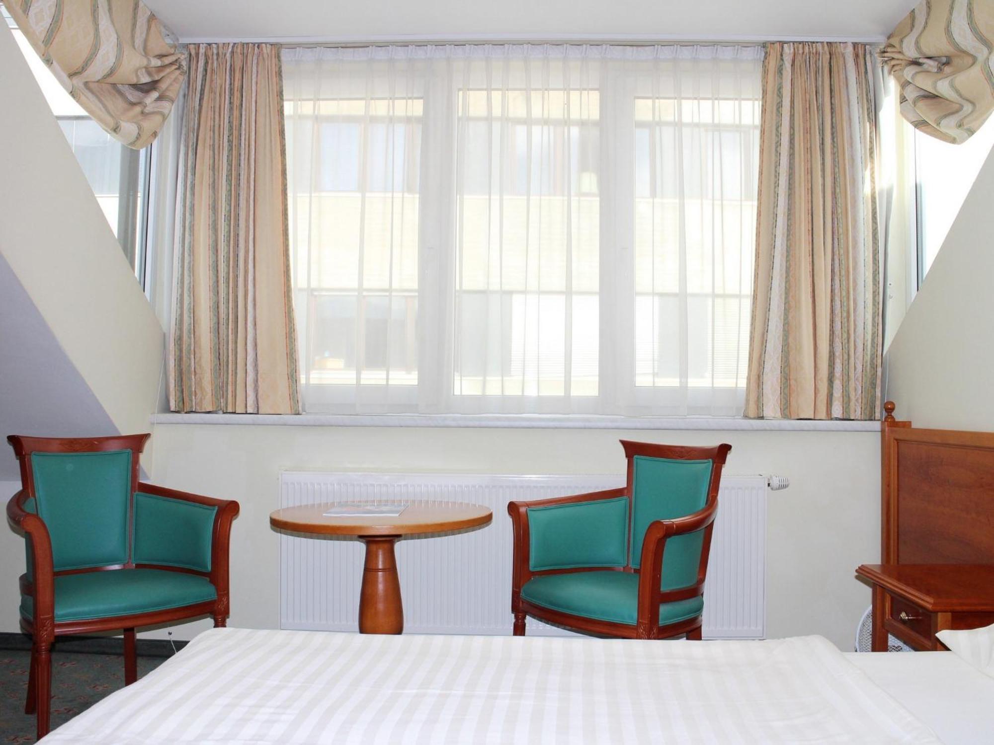 Altstadt Hotel Mosser Villach Kamer foto